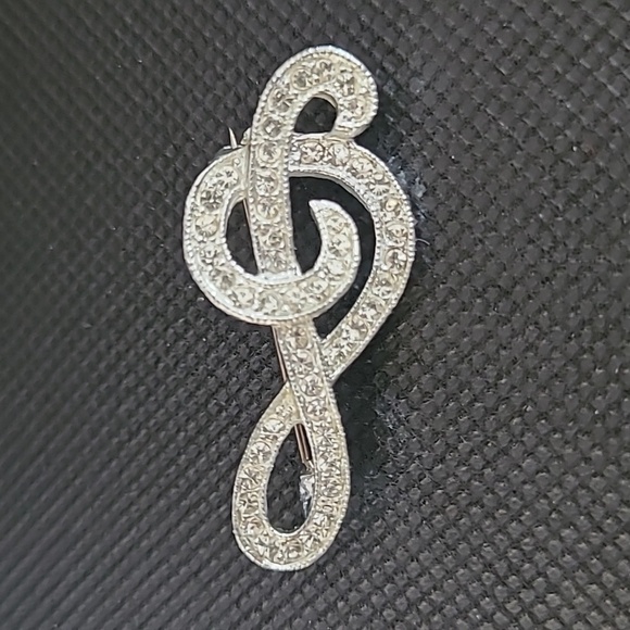 VINTAGE Rhinestone Treble Clef Music Note Brooch - Picture 4 of 12